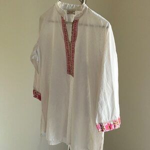Unbranded Boho L White Tunic top w embroidery, 21 PTP